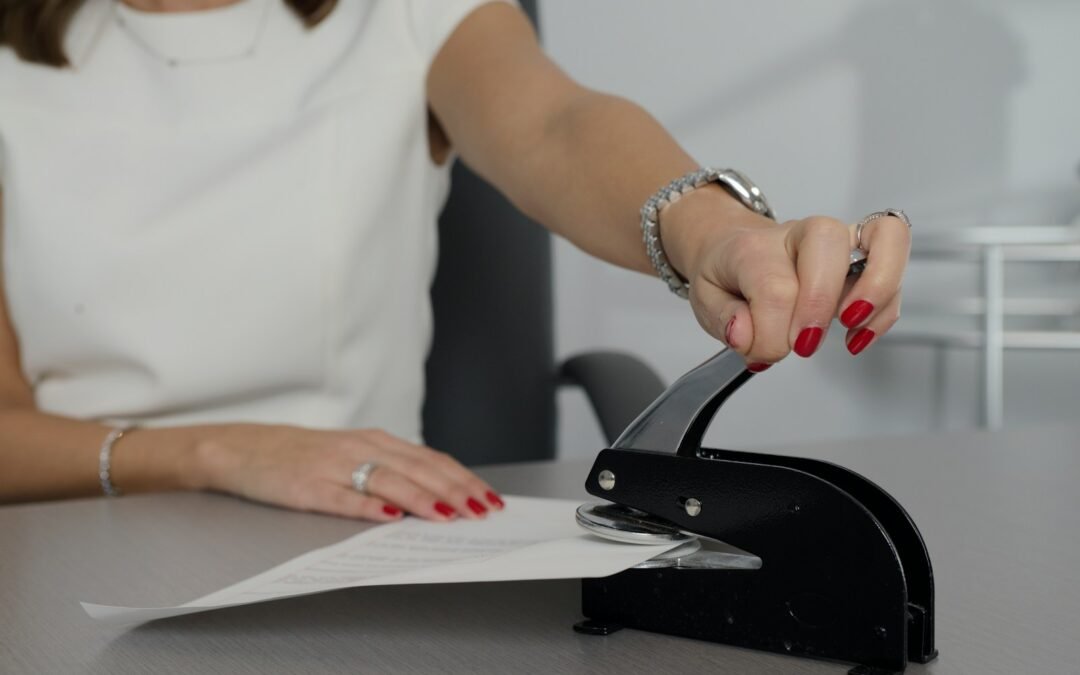 What is a Notary? A Simple Starter Guide